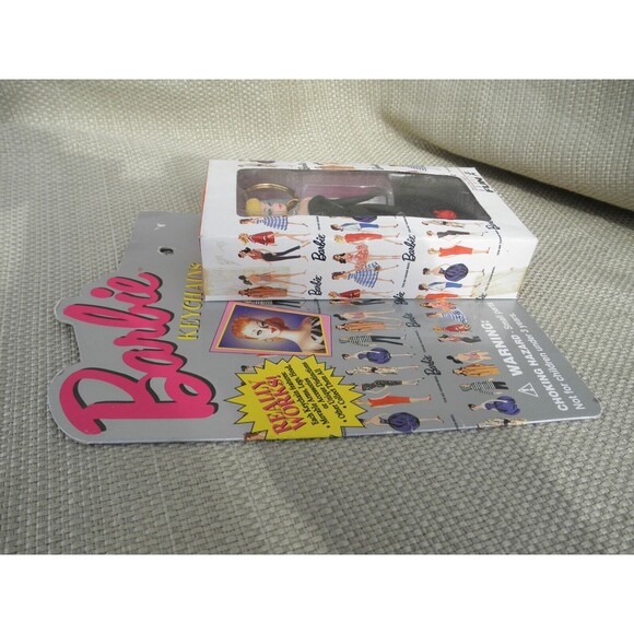 NEW 1995 VINTAGE, by BASIC FUN #701-0, BARBIE SOLO IN THE SPOTLIGHT KEYCHAIN - Picture 3 of 11